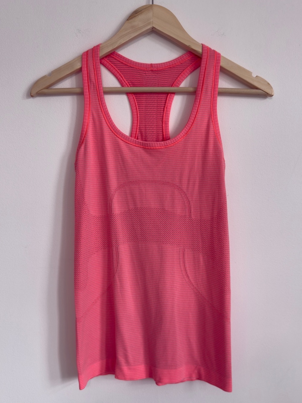 Lululemon Swiftly Tech Racerback Pink Peach Size 4